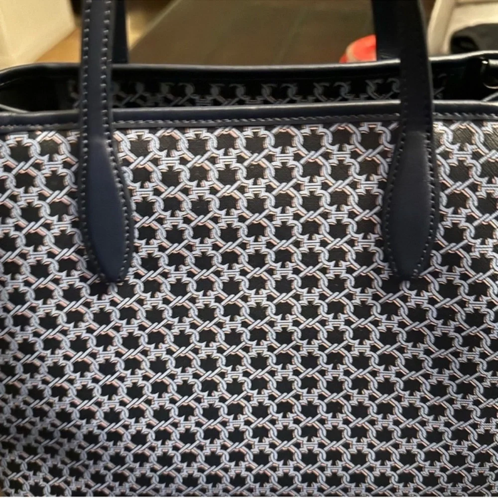 Kate Spade Navy and Black Geometric Tote - Picture 8 of 15